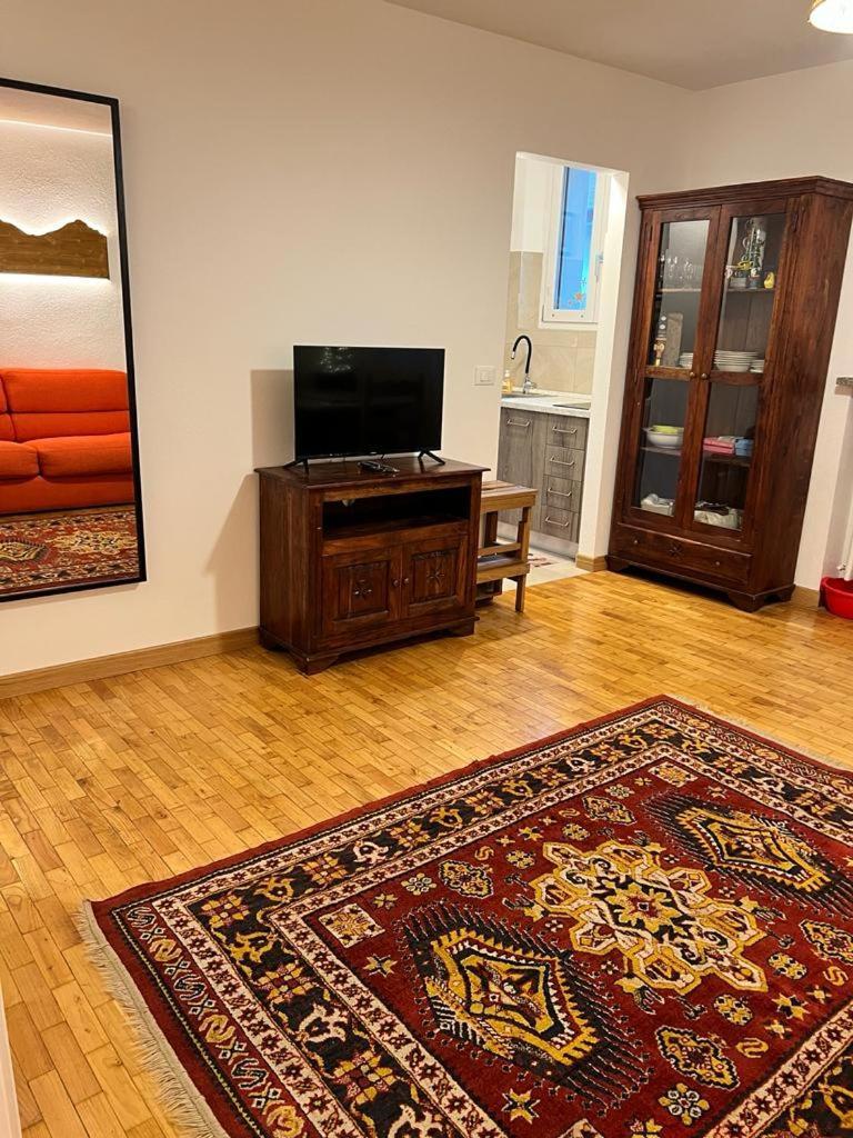 White House Apartment Oulx Екстериор снимка